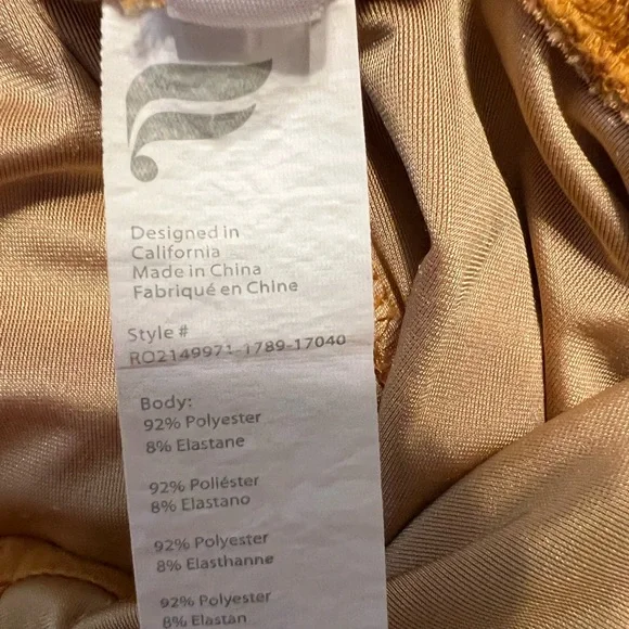 Fabletics Gold Velvet Jumpsuit Long Sleeves and Elastic Waist Women’s Size M - Picture 7 of 9